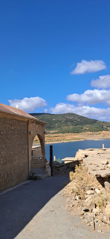 sfendili verzonken dorp kreta kerk 29 09 2025